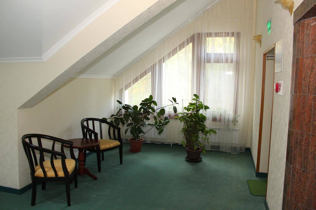 Фото Отели Hotel Chayka Мариуполь 30